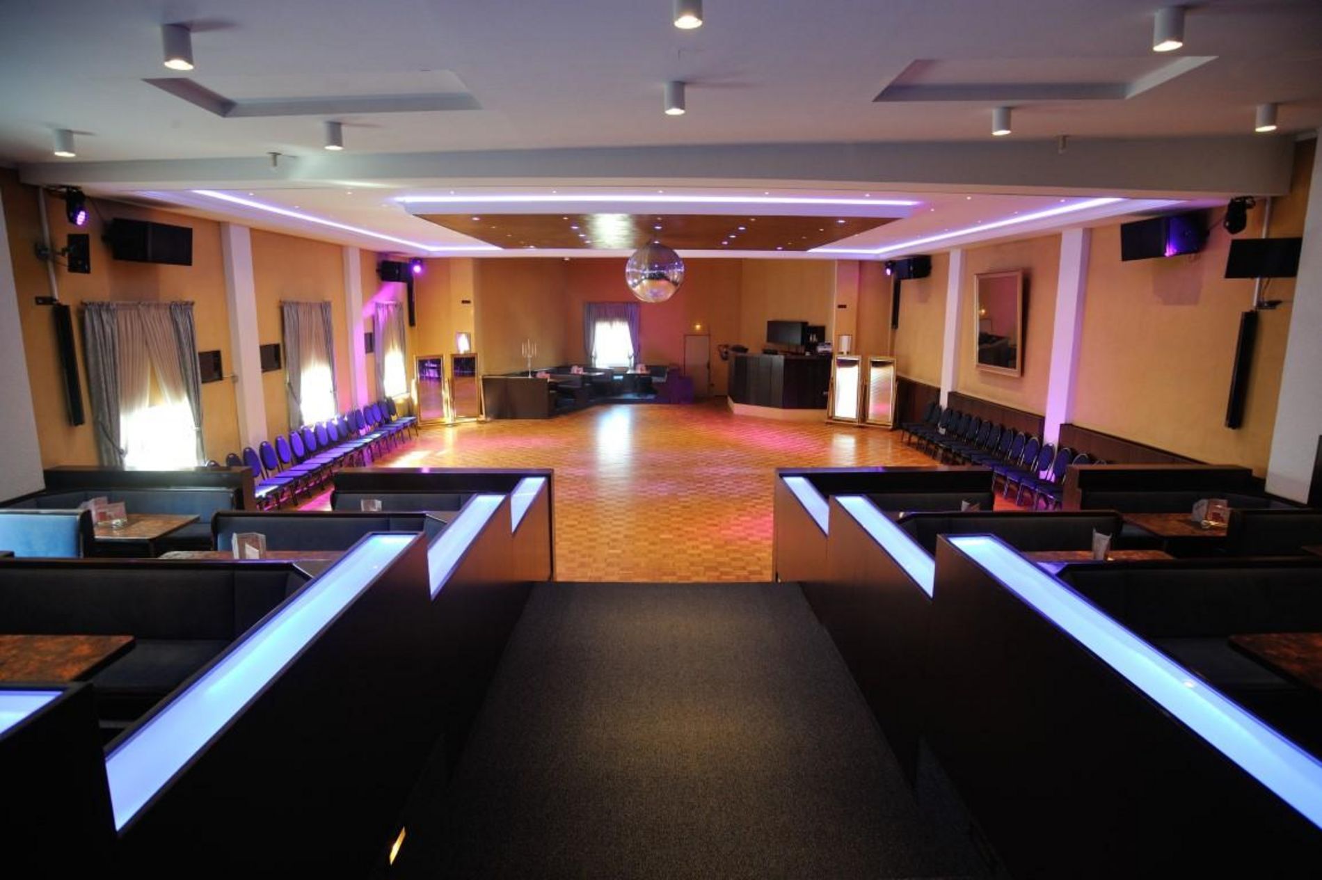 Tanzsaal_Bild 3 Tanzsaal_Bild 3