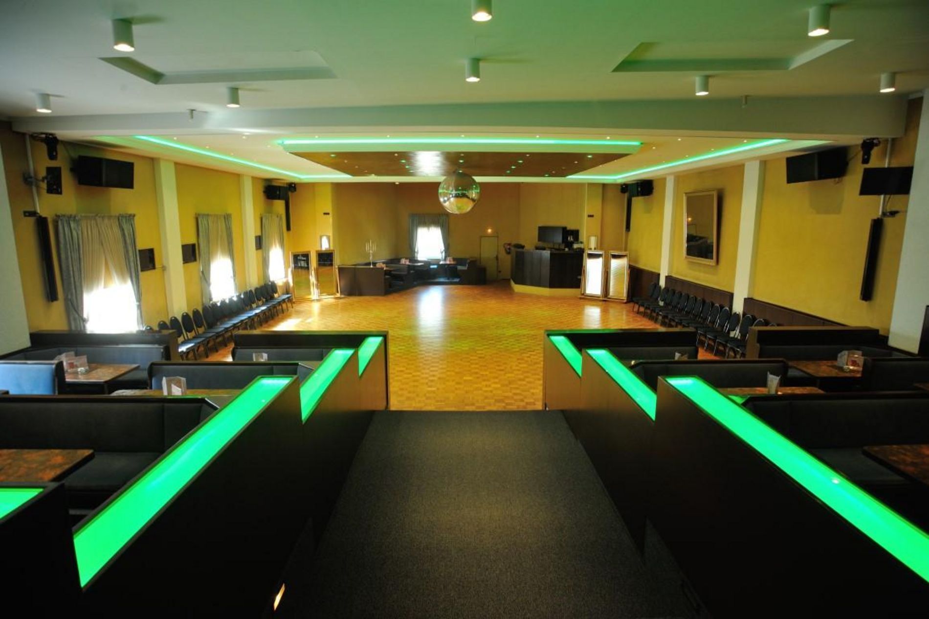 Tanzsaal_Bild 2 Tanzsaal_Bild 2